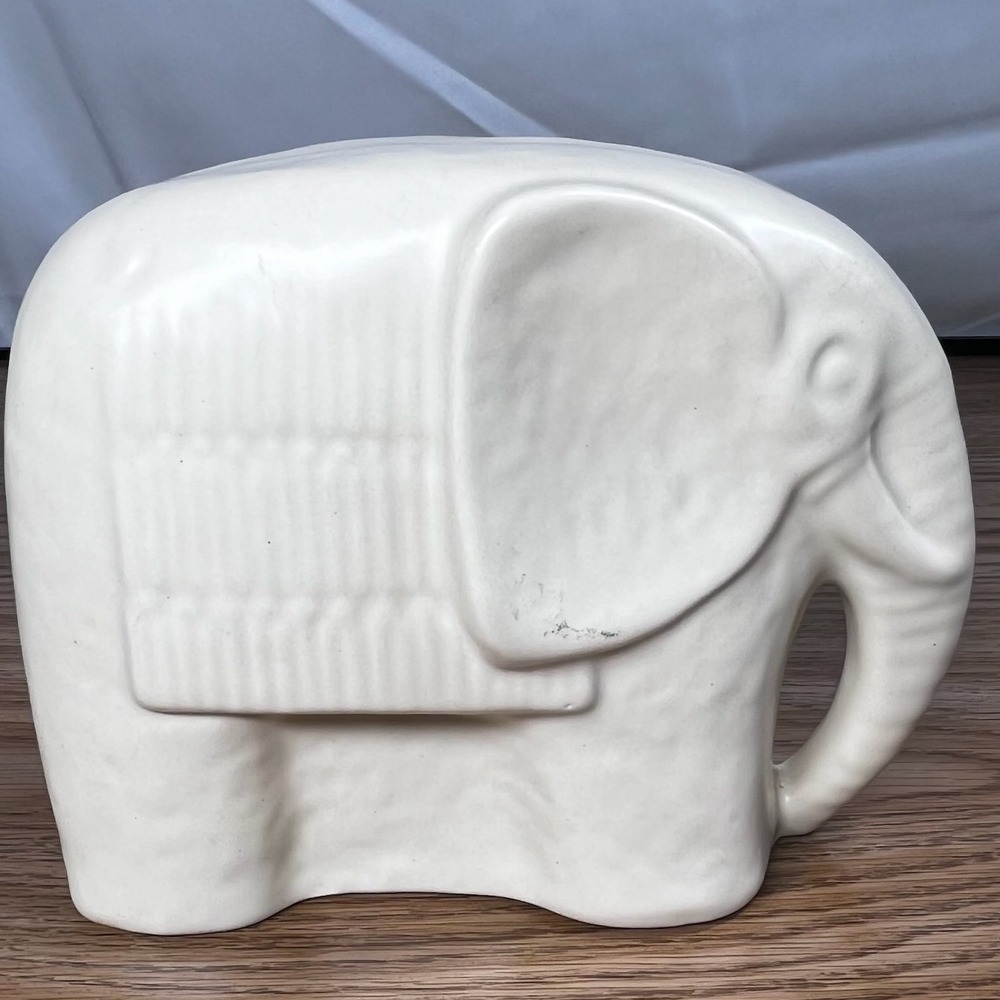Vintage Ceramic Elephant Figurine Cream Glazed Mid Century Boho Decor 5.5 Inch